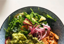 Slow-cooked Chicken Bowl: A Golden Afternoon with Rice and Cilantro Pesto
